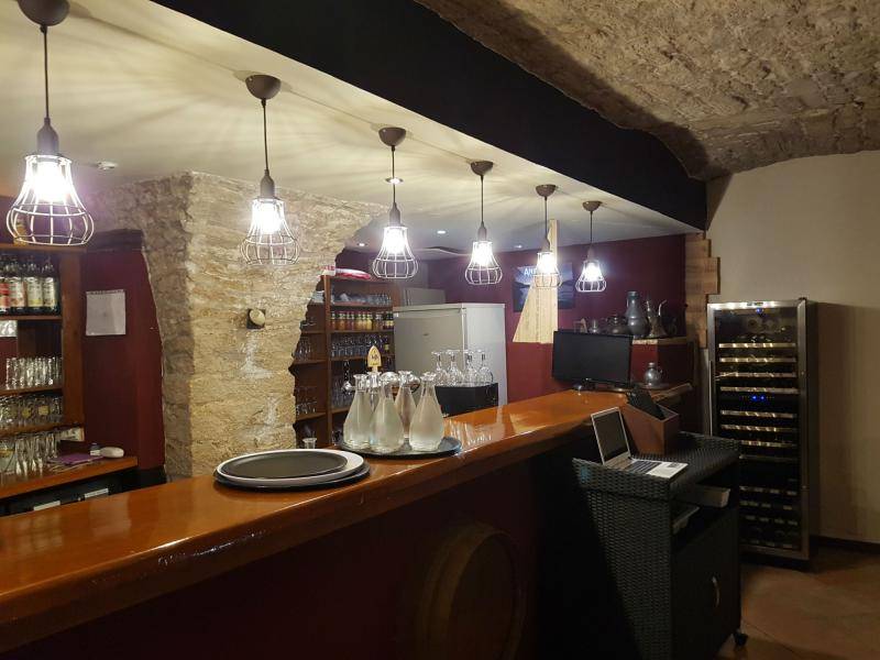 bar resto